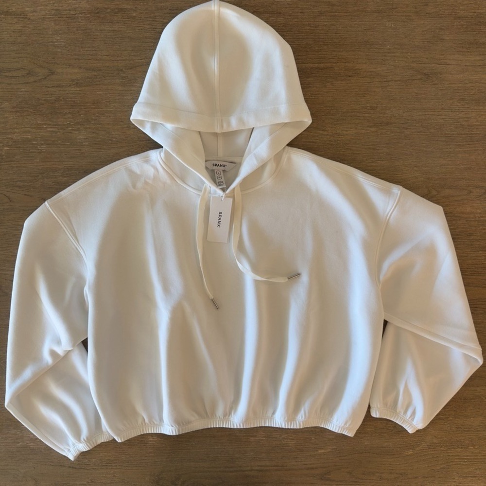 Spanx® Air Essentials Cropped Hoodie-Soft Athleisure-Powder White-Women's Size L